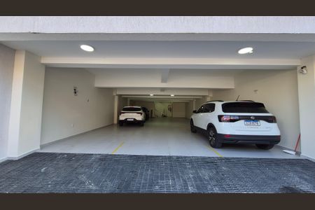 Apartamento à venda com 120m², 2 quartos e 1 vaga Apartamento à venda com 120m², 2 quartos e 1 vagaGaragem