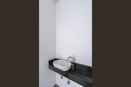 Casa de condomínio à venda com 350m², 4 quartos e 3 vagas Casa de condomínio à venda com 350m², 4 quartos e 3 vagasÁrea comum