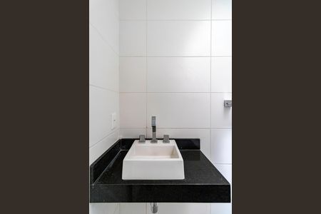 Casa de condomínio à venda com 350m², 4 quartos e 3 vagas Casa de condomínio à venda com 350m², 4 quartos e 3 vagasBanheiro Suíte 1