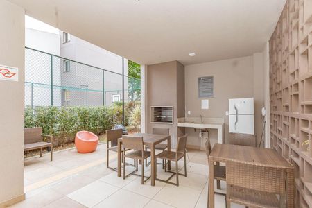 Apartamento para alugar com 40m², 2 quartos e 1 vagaÁrea comum - Churrasqueira