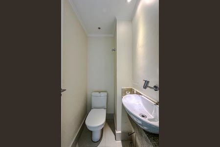 Apartamento à venda com 100m², 2 quartos e 2 vagasLavabo