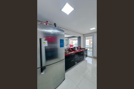 Apartamento à venda com 100m², 2 quartos e 2 vagasCozinha