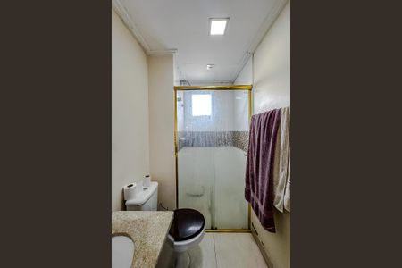 Apartamento à venda com 100m², 2 quartos e 2 vagasBanheiro da Suíte