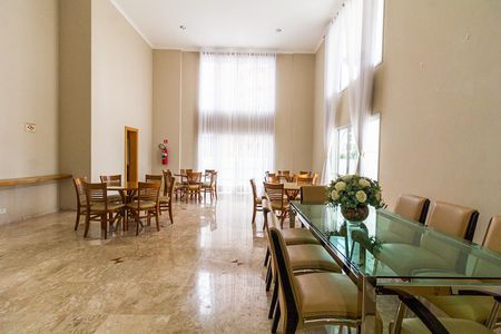 Apartamento à venda com 163m², 3 quartos e 3 vagas Apartamento à venda com 163m², 3 quartos e 3 vagasÁrea comum