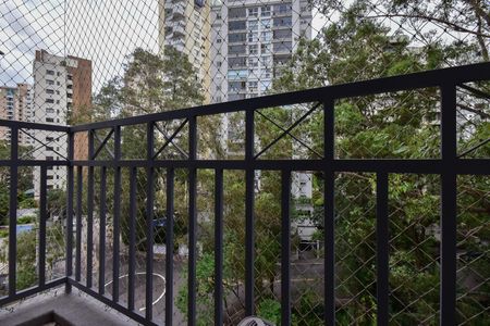 Apartamento à venda com 163m², 3 quartos e 3 vagasVaranda da Suíte 3