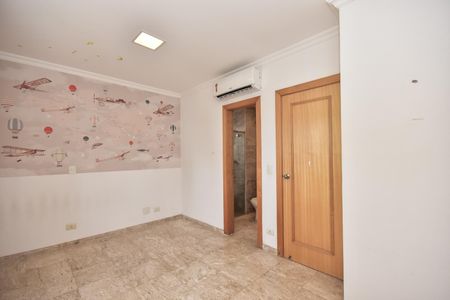 Apartamento à venda com 163m², 3 quartos e 3 vagasSuíte 1