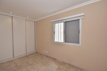 Apartamento à venda com 163m², 3 quartos e 3 vagasSuíte 1