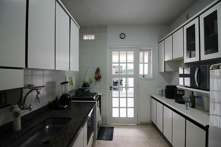 Casa de condomínio à venda com 120m², 3 quartos e 2 vagasCozinha