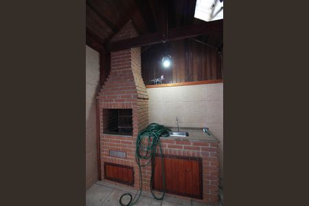 Casa de condomínio à venda com 120m², 3 quartos e 2 vagasEspaço Gourmet