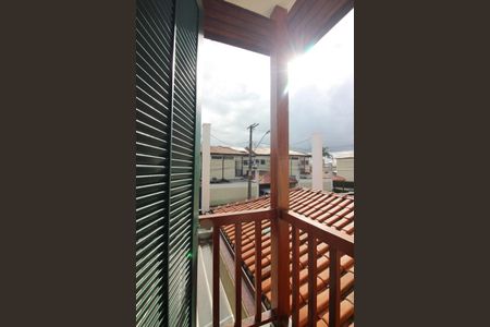 Casa de condomínio à venda com 120m², 3 quartos e 2 vagasSuíte Sacada 