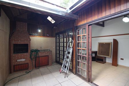 Casa de condomínio à venda com 120m², 3 quartos e 2 vagasEspaço Gourmet