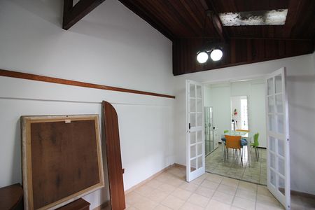 Casa de condomínio à venda com 120m², 3 quartos e 2 vagasEspaço Gourmet