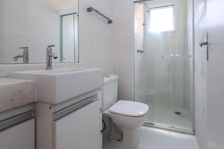 Banheiro de apartamento para alugar com 2 quartos, 55m² em Jardim Maria Estela, São Paulo