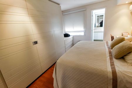 Apartamento à venda com 141m², 3 quartos e 2 vagasSuíte 3