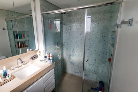 Apartamento à venda com 141m², 3 quartos e 2 vagasBanheiro da Suíte 3