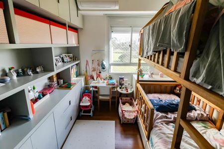 Apartamento à venda com 141m², 3 quartos e 2 vagasSuíte 2