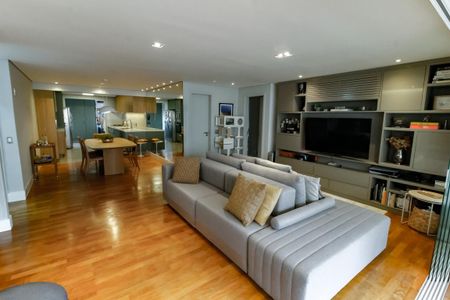 Sala  de apartamento à venda com 3 quartos, 141m² em Paraíso do Morumbi, São Paulo