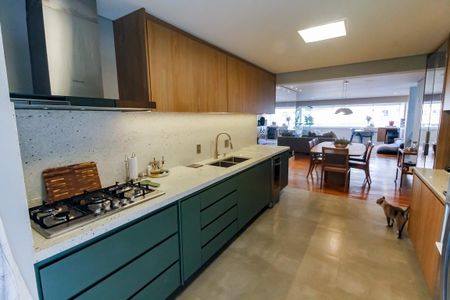 Apartamento à venda com 141m², 3 quartos e 2 vagasCozinha 