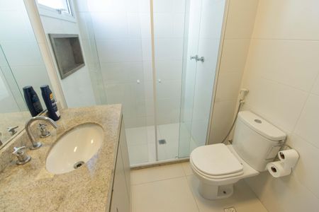 Apartamento para alugar com 140m², 3 quartos e 2 vagas Apartamento para alugar com 140m², 3 quartos e 2 vagasBanheiro da Suíte 3