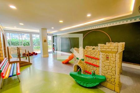 Apartamento para alugar com 140m², 3 quartos e 2 vagas Apartamento para alugar com 140m², 3 quartos e 2 vagasÁrea comum - Brinquedoteca