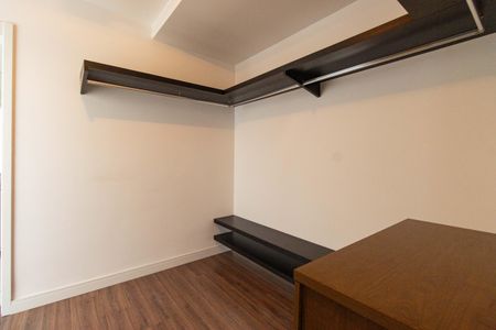 Apartamento para alugar com 140m², 3 quartos e 2 vagas Apartamento para alugar com 140m², 3 quartos e 2 vagasCloset da suíte 3