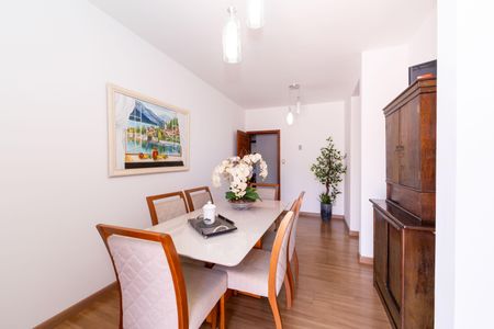 Sala de casa à venda com 8 quartos, 500m² em Camargos, Belo Horizonte