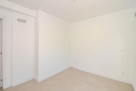 Apartamento à venda com 106m², 2 quartos e 1 vaga Apartamento à venda com 106m², 2 quartos e 1 vagaSuíte