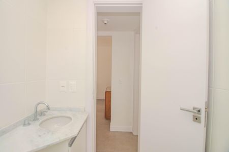 Apartamento à venda com 106m², 2 quartos e 1 vaga Apartamento à venda com 106m², 2 quartos e 1 vagaBanheiro Social