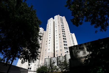 Apartamento à venda com 52m², 2 quartos e 1 vaga Apartamento à venda com 52m², 2 quartos e 1 vagaFachada do bloco