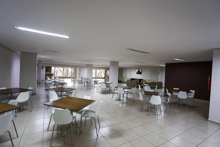 Apartamento à venda com 52m², 2 quartos e 1 vaga Apartamento à venda com 52m², 2 quartos e 1 vagaÁrea comum - Salão de festas