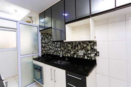 Apartamento à venda com 52m², 2 quartos e 1 vaga Apartamento à venda com 52m², 2 quartos e 1 vagaCozinha