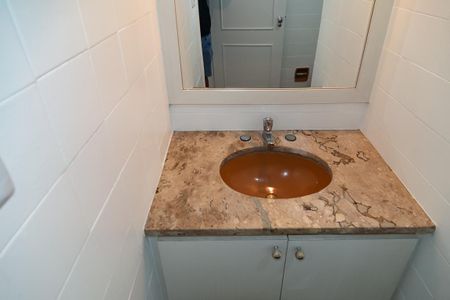 Apartamento à venda com 105m², 3 quartos e 1 vaga Apartamento à venda com 105m², 3 quartos e 1 vagaBanheiro