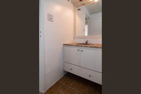 Apartamento à venda com 105m², 3 quartos e 1 vaga Apartamento à venda com 105m², 3 quartos e 1 vagaBanheiro