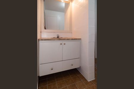 Apartamento à venda com 105m², 3 quartos e 1 vaga Apartamento à venda com 105m², 3 quartos e 1 vagaBanheiro