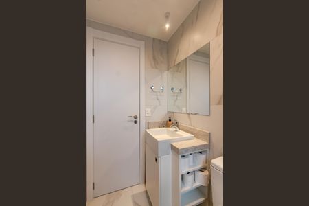 Apartamento à venda com 64m², 2 quartos e 1 vagaBanheiro Social