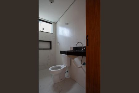 Apartamento à venda com 52m², 2 quartos e 1 vaga Apartamento à venda com 52m², 2 quartos e 1 vagaBanheiro Social