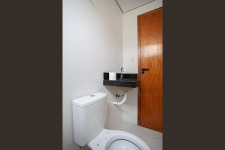 Apartamento à venda com 52m², 2 quartos e 1 vaga Apartamento à venda com 52m², 2 quartos e 1 vagaBanheiro Social