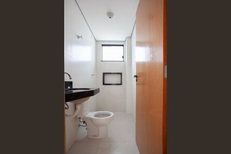 Apartamento à venda com 87m², 2 quartos e 1 vaga Apartamento à venda com 87m², 2 quartos e 1 vagaBanheiro Social