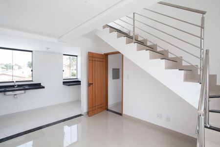 Apartamento à venda com 87m², 2 quartos e 1 vaga Apartamento à venda com 87m², 2 quartos e 1 vagaSala