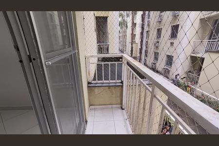 Varanda de apartamento para alugar com 2 quartos, 50m² em Taquara, Rio de Janeiro
