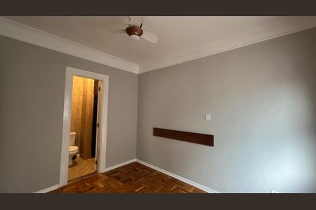 Casa à venda com 293m², 3 quartos e 5 vagas Casa à venda com 293m², 3 quartos e 5 vagasSuíte