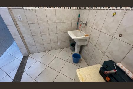 Casa à venda com 293m², 3 quartos e 5 vagas Casa à venda com 293m², 3 quartos e 5 vagasÁrea de Serviço