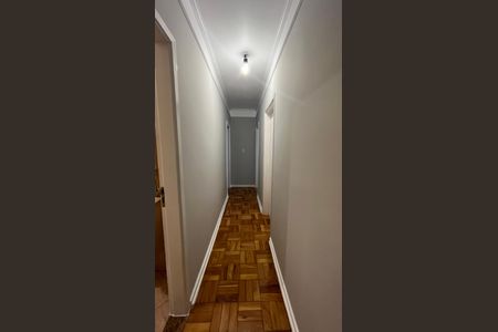 Casa à venda com 293m², 3 quartos e 5 vagas Casa à venda com 293m², 3 quartos e 5 vagasCorredor