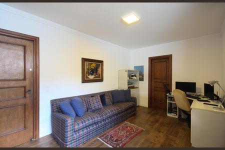 Casa à venda com 480m², 4 quartos e 5 vagas Casa à venda com 480m², 4 quartos e 5 vagasSuíte 3