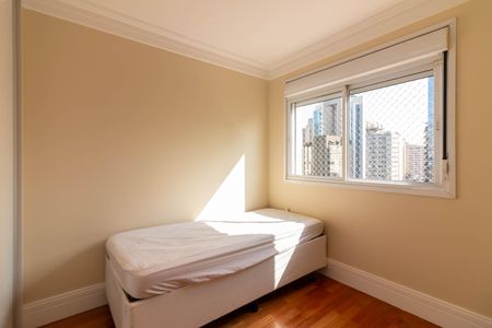 Apartamento à venda com 202m², 3 quartos e 3 vagas Apartamento à venda com 202m², 3 quartos e 3 vagasSuíte 3