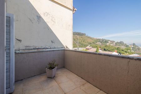 Casa à venda com 400m², 4 quartos e 4 vagas Casa à venda com 400m², 4 quartos e 4 vagasVaranda do Escritório