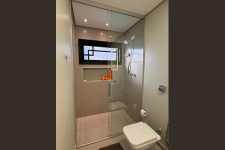 Casa à venda com 500m², 4 quartos e 3 vagas Casa à venda com 500m², 4 quartos e 3 vagasbanheiro