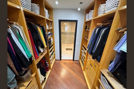 Casa à venda com 500m², 4 quartos e 3 vagas