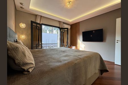 Casa à venda com 500m², 4 quartos e 3 vagas Casa à venda com 500m², 4 quartos e 3 vagasQuarto