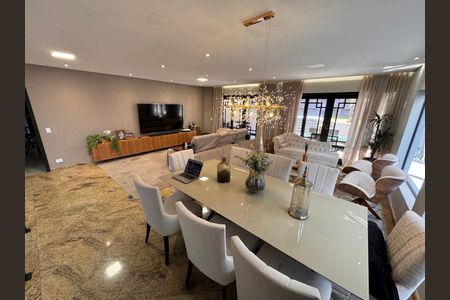 Casa à venda com 500m², 4 quartos e 3 vagas